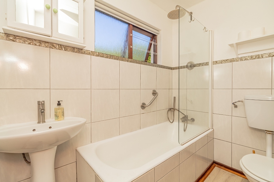 2 Bedroom Property for Sale in Keurboomstrand Western Cape